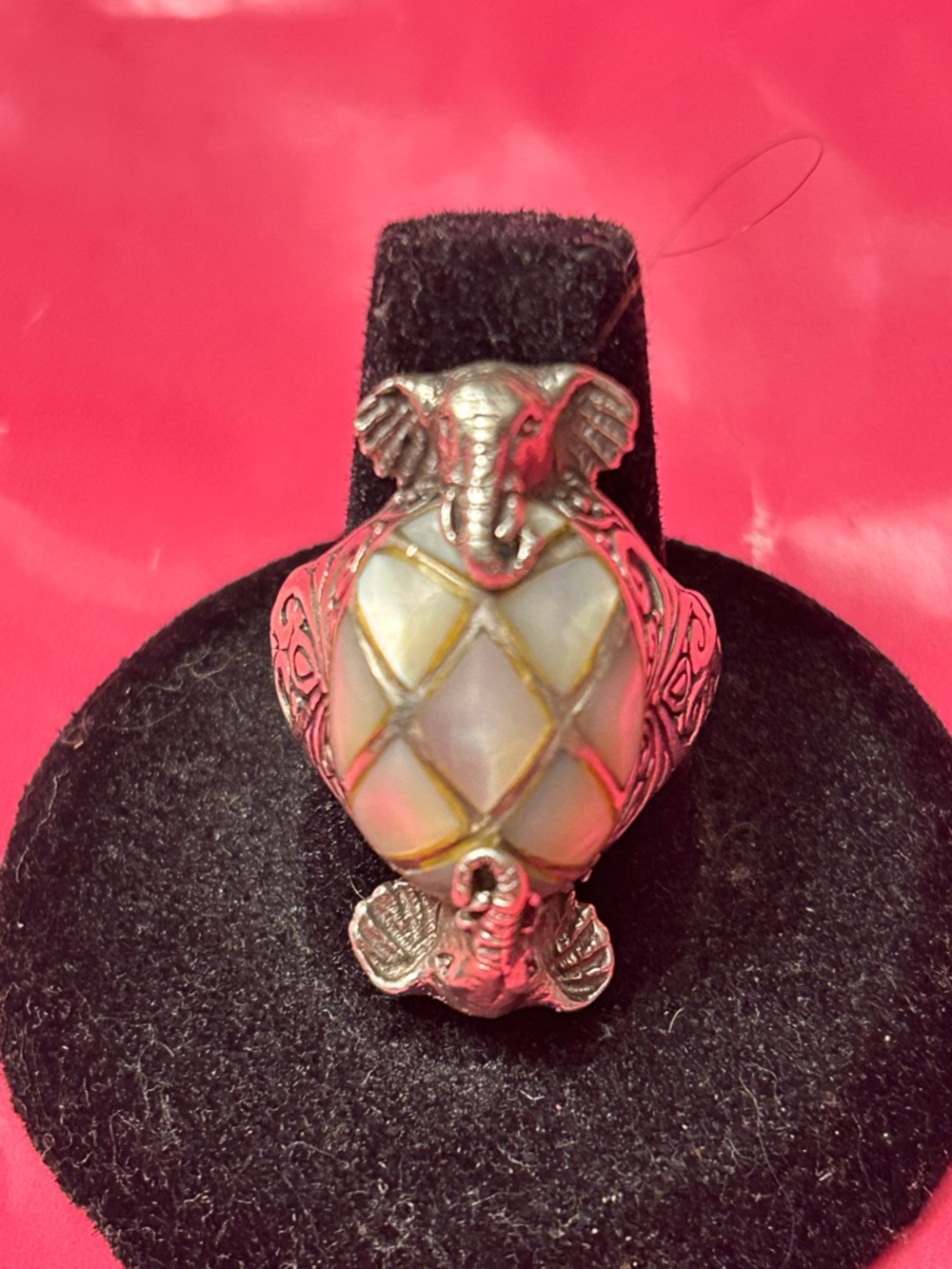 .925 Silver Elephant Statement Ring with moonstone - Picture 2 of 5